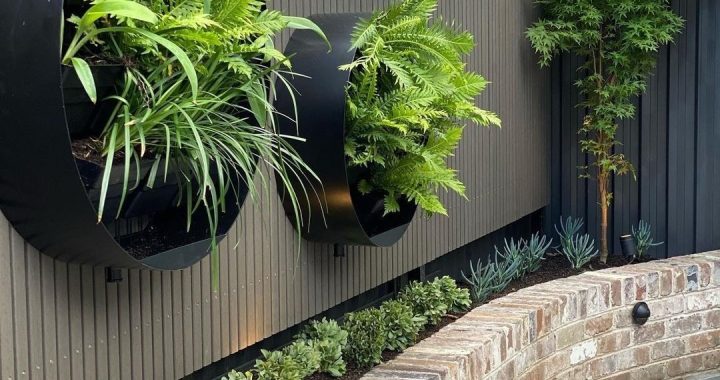 20 Fence Decor Ideas to Transform Your Outdoor Space