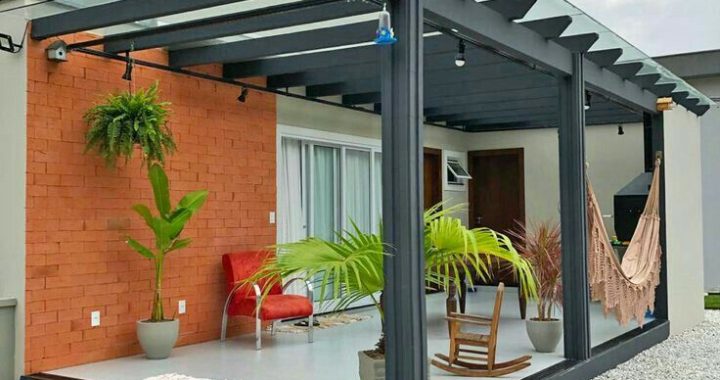 20 Creative Pergola Designs to Elevate Your Backyard