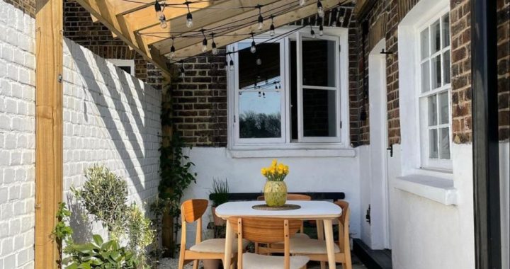 16 Stunning and Simple Pergola Designs