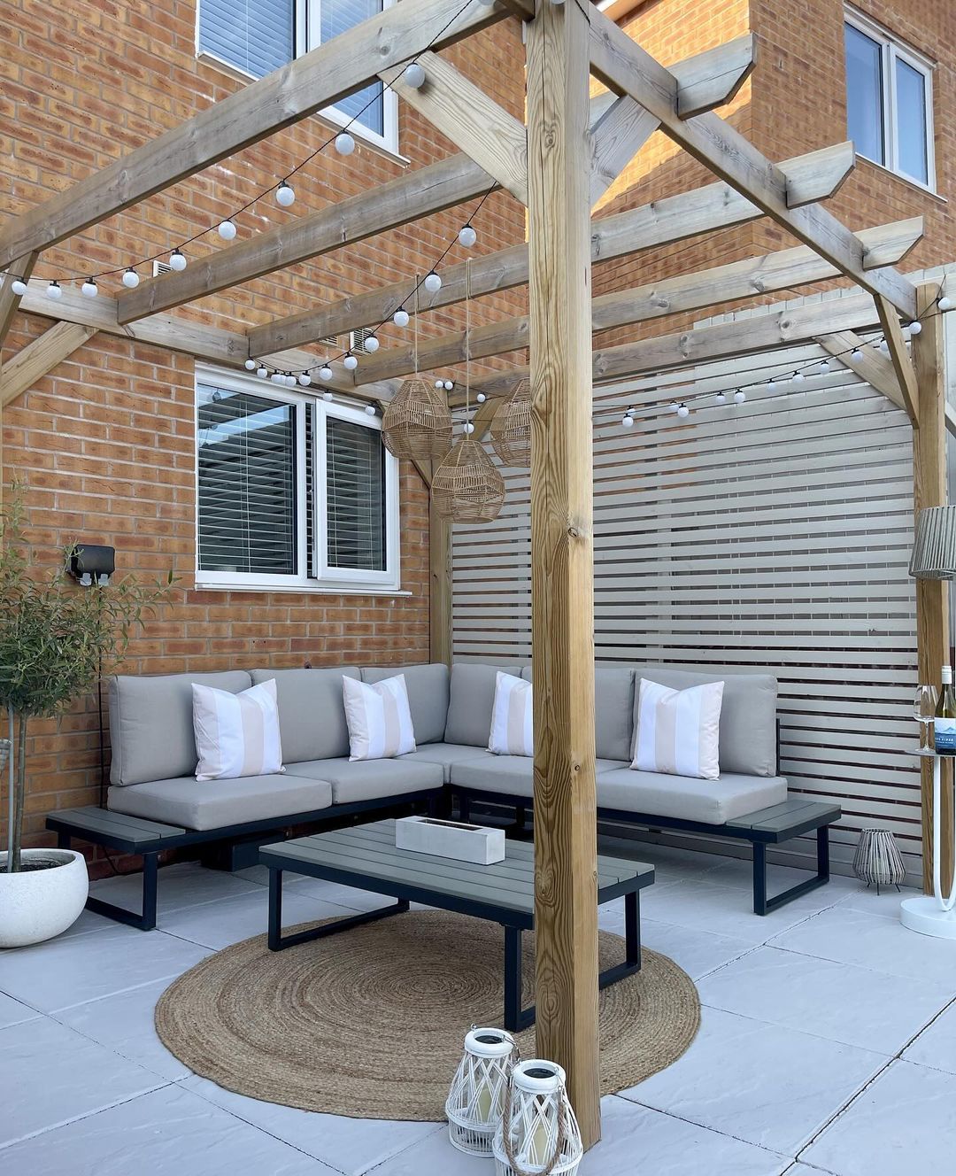 34 Beautiful Pergola Designs to Elevate Your Backyard 34 Beautiful Pergola Designs to Elevate Your Backyard