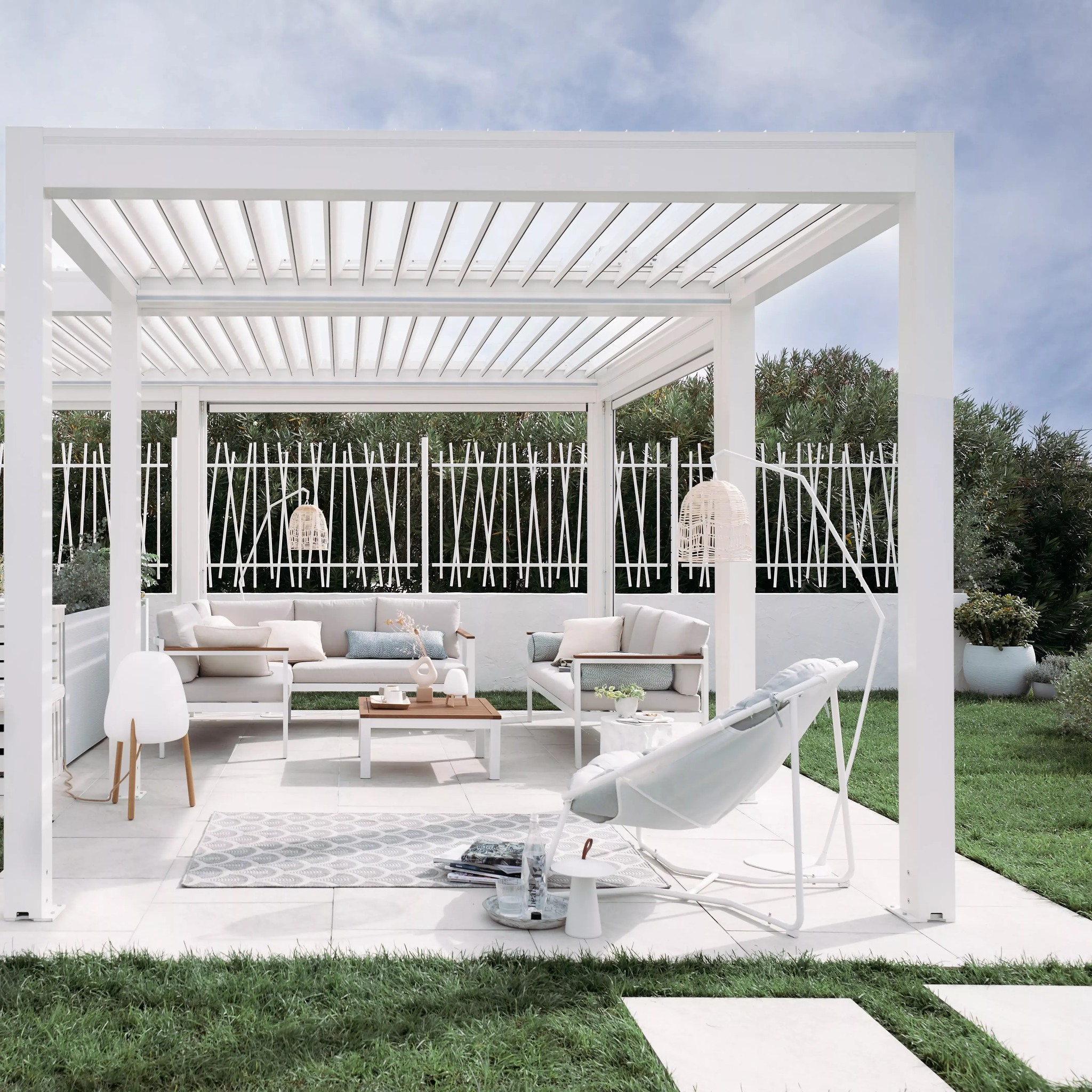 18 Pergola Designs to Create a Charming Backyard Oasis 18 Pergola Designs to Create a Charming Backyard Oasis