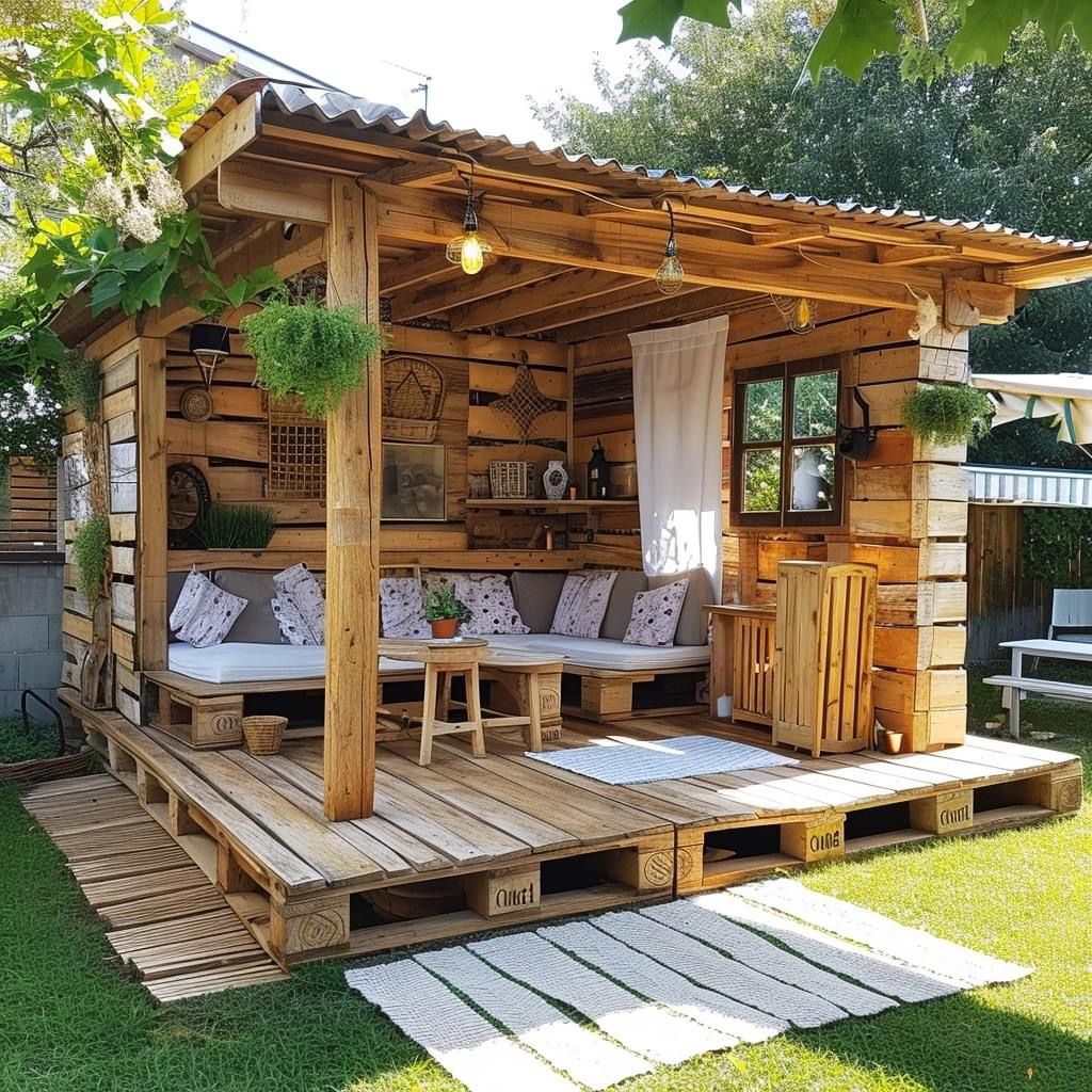23 Wooden Pallet Ideas That You Should Try