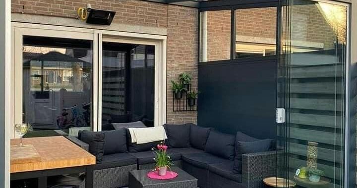 22 Attached Pergola Designs for Your Backyard