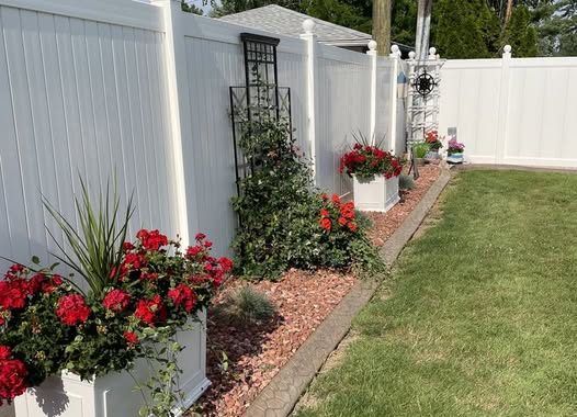 23 Beautiful Fence Ideas That You’ll Like