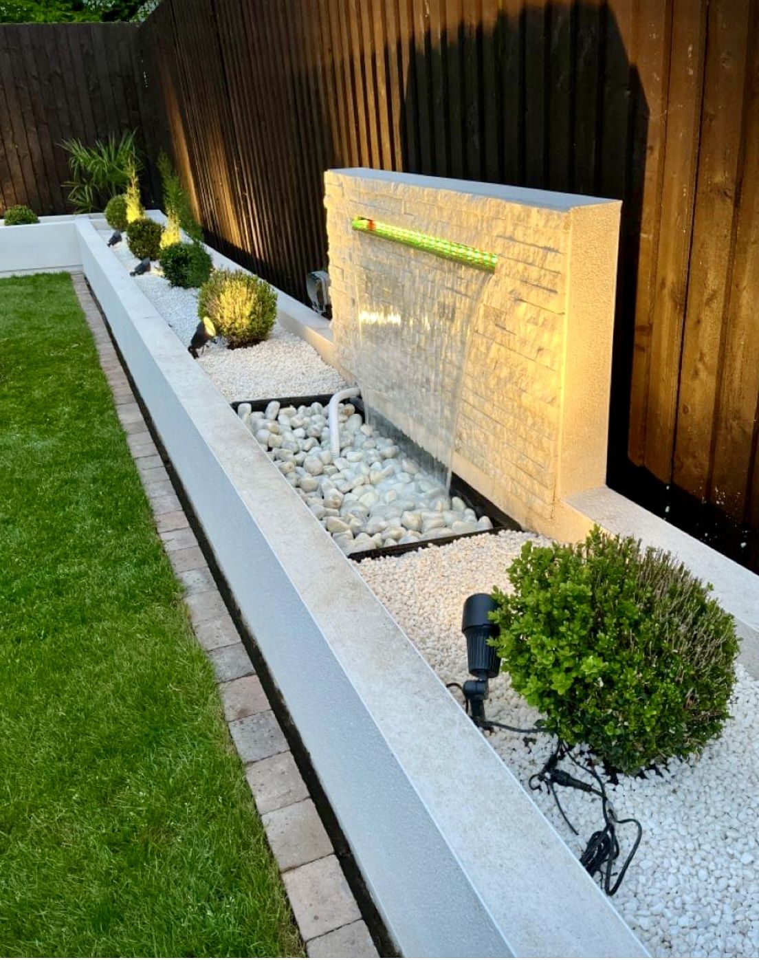 21 Stunning Fence Ideas That You Should Try