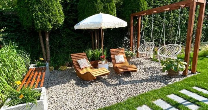 30 Creative Small Garden Ideas for Charming Outdoor Retreats