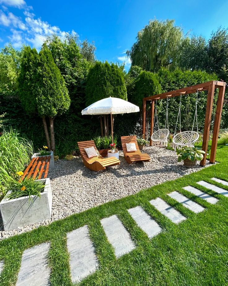 30 Creative Small Garden Ideas for Charming Outdoor Retreats 30 Creative Small Garden Ideas for Charming Outdoor Retreats