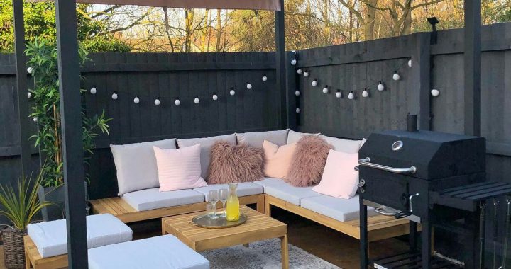 22 Small Pergola Ideas for Cozy Backyard Retreats