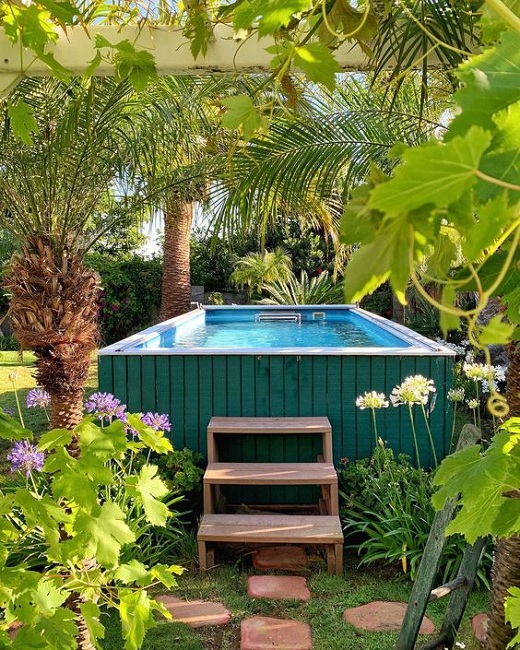 Gorgeous Above-ground Pools With Greenery Around