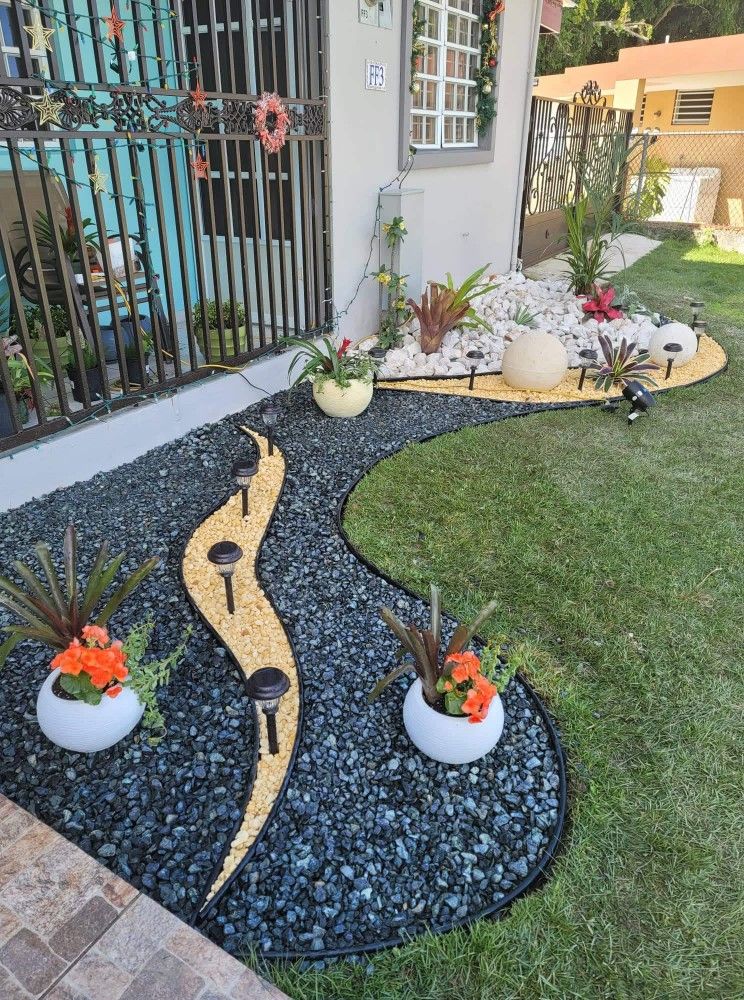 21 Stunning Landscaping Ideas to Boost Your Home’s Curb Appeal 21 Stunning Landscaping Ideas to Boost Your Home’s Curb Appeal