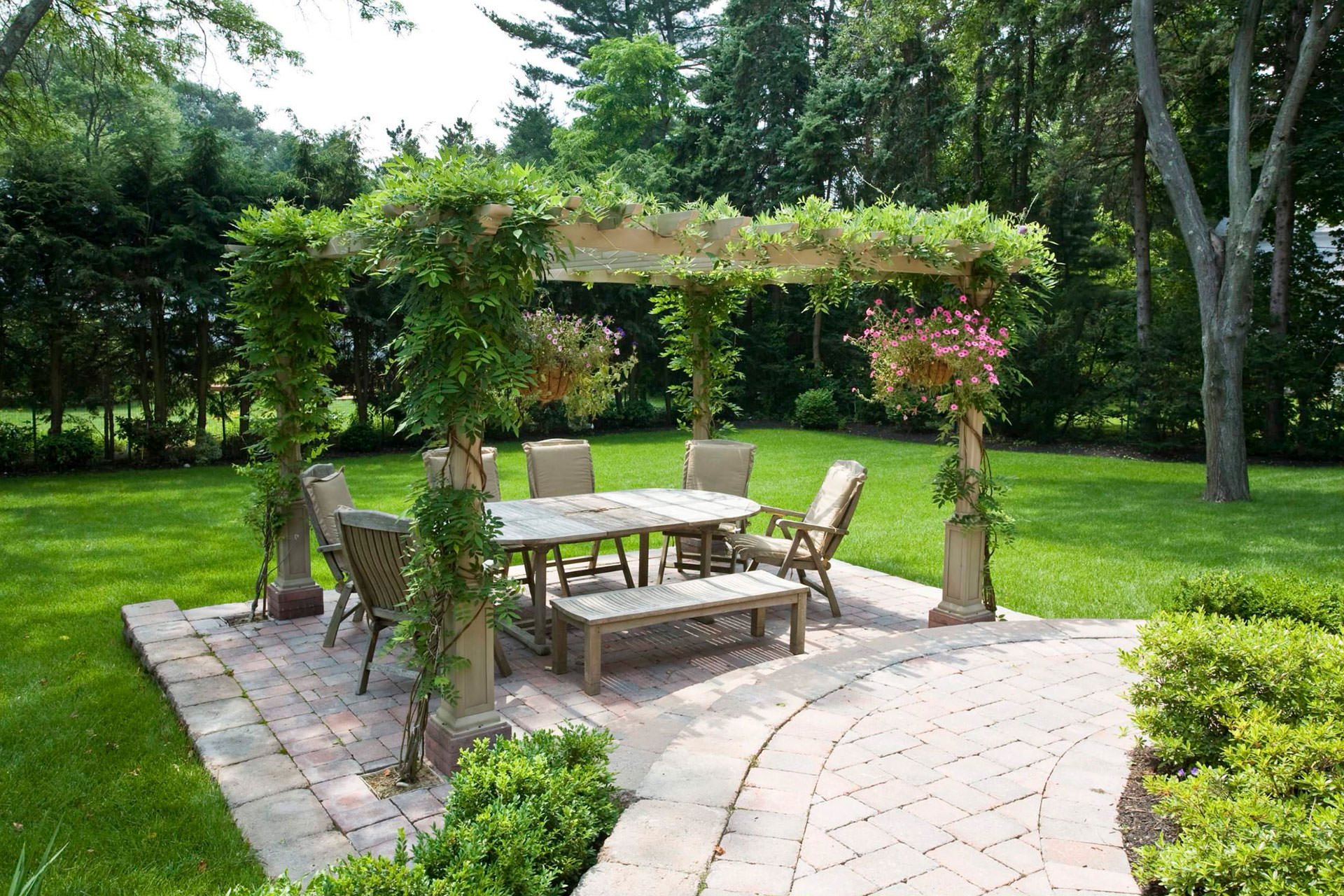 Upgrade Your Backyard with These 27 Inspiring Pergola Ideas