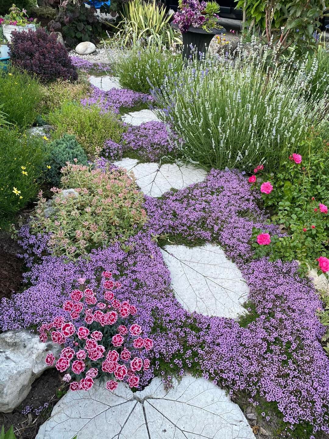 21 Inspiring Walkway Designs: Transforming Your Path with Beauty 21 Inspiring Walkway Designs: Transforming Your Path with Beauty